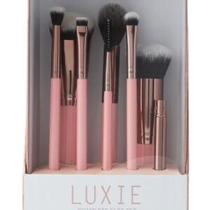 💥Luxie Complete Brush Set💥 